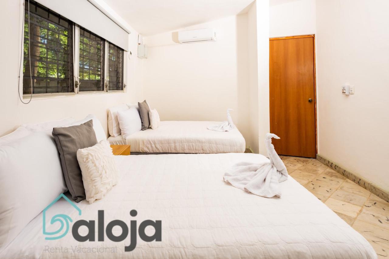 Villa Xtohil With Private Access To The Magic 7 Colors Lagoon Bacalar Exterior foto