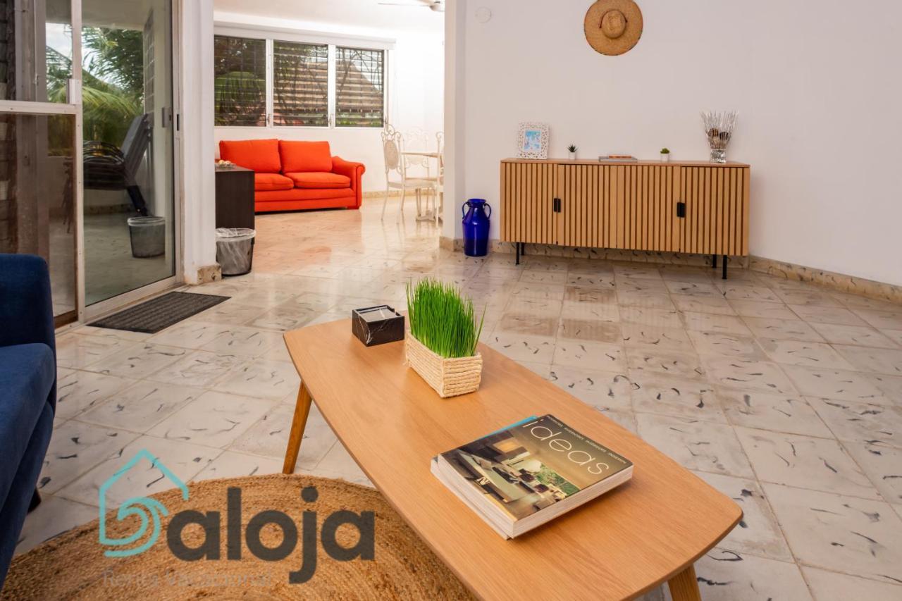 Villa Xtohil With Private Access To The Magic 7 Colors Lagoon Bacalar Exterior foto